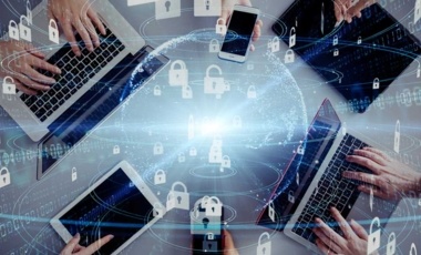 ebd38a1d2b4c-Protection_donnees_banque.jpg